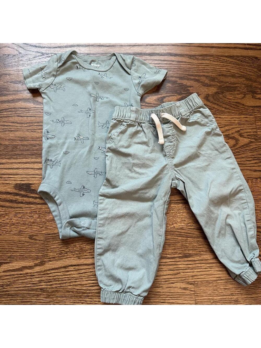 Carter S Men's Green and Khaki Sleepsuits-babygrow